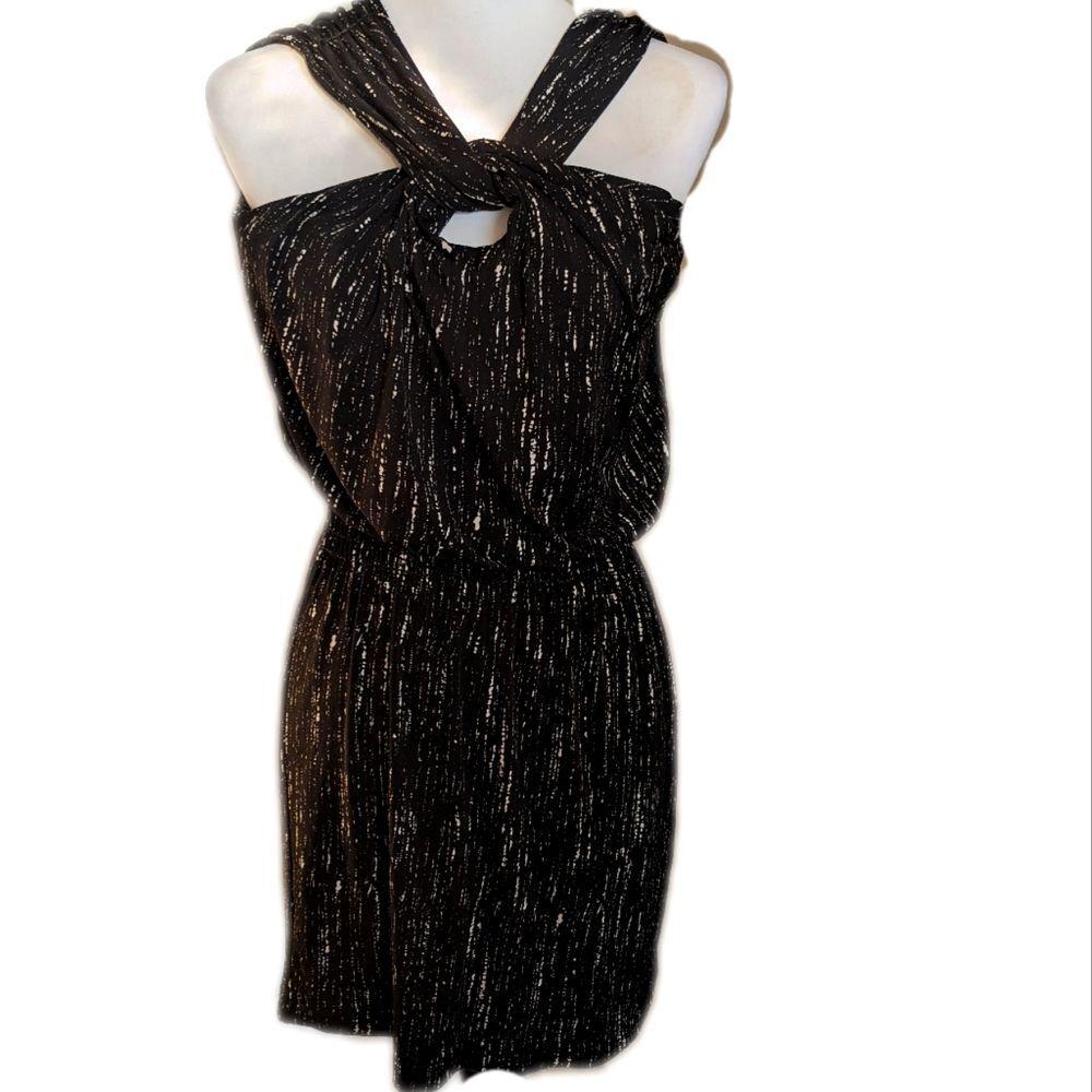 Max Studio NWT criss cross neckline mini dress, black & cream, XS